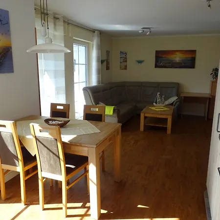Haus Seeblick 6 *